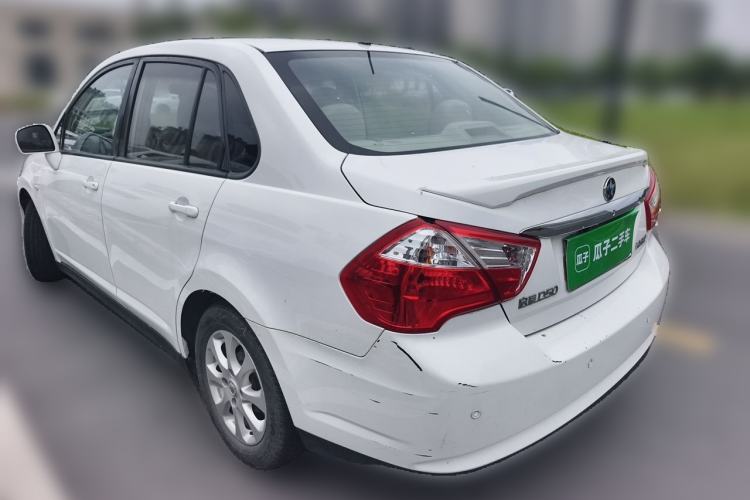 Used Venucia D50 2015 1.6L Manual Luxury Edition Rear Left 45 Deg