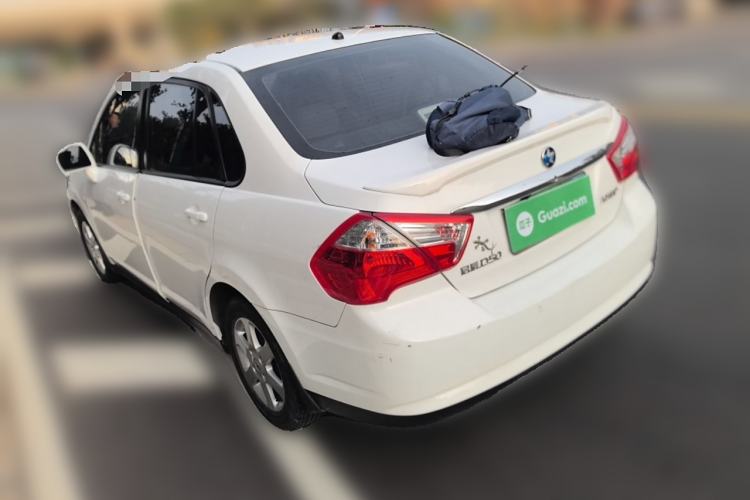 Used Venucia D50 2015 1.6L Manual Fashion Edition Rear Left 45 Deg
