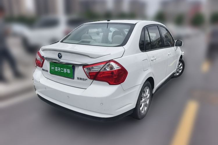 Used Venucia D50 2015 1.6L Manual Luxury Edition Rear Right 45 Deg