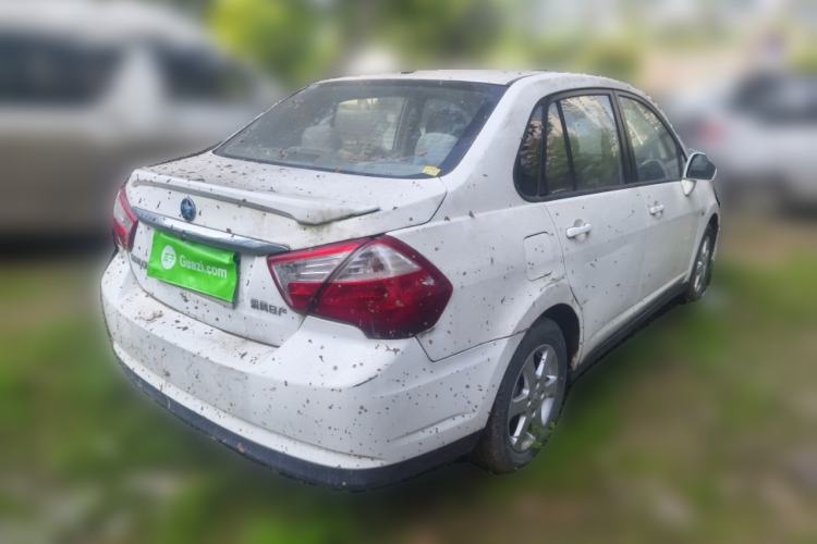 Used Venucia D50 2015 1.6L Manual Fashion Edition Rear Right 45 Deg