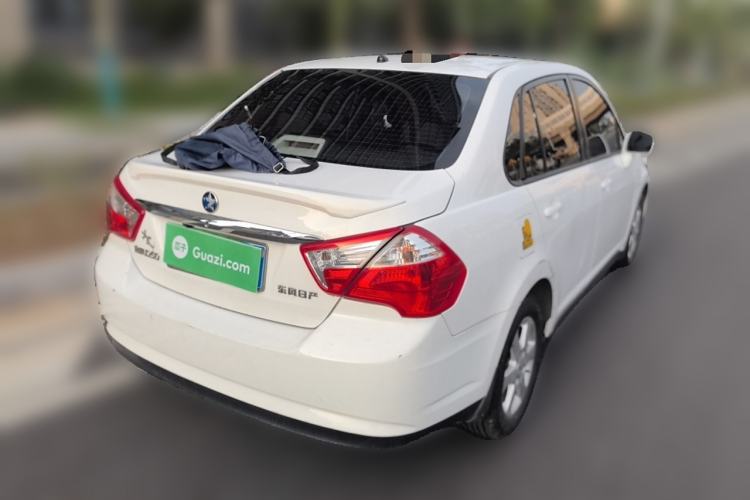 Used Venucia D50 2015 1.6L Manual Fashion Edition Rear Right 45 Deg