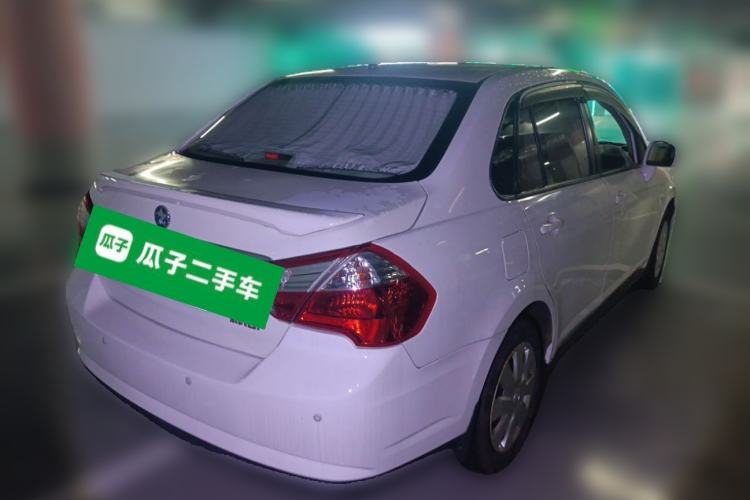 Used Venucia D50 2015 1.6L Automatic Fashion Edition Rear Right 45 Deg