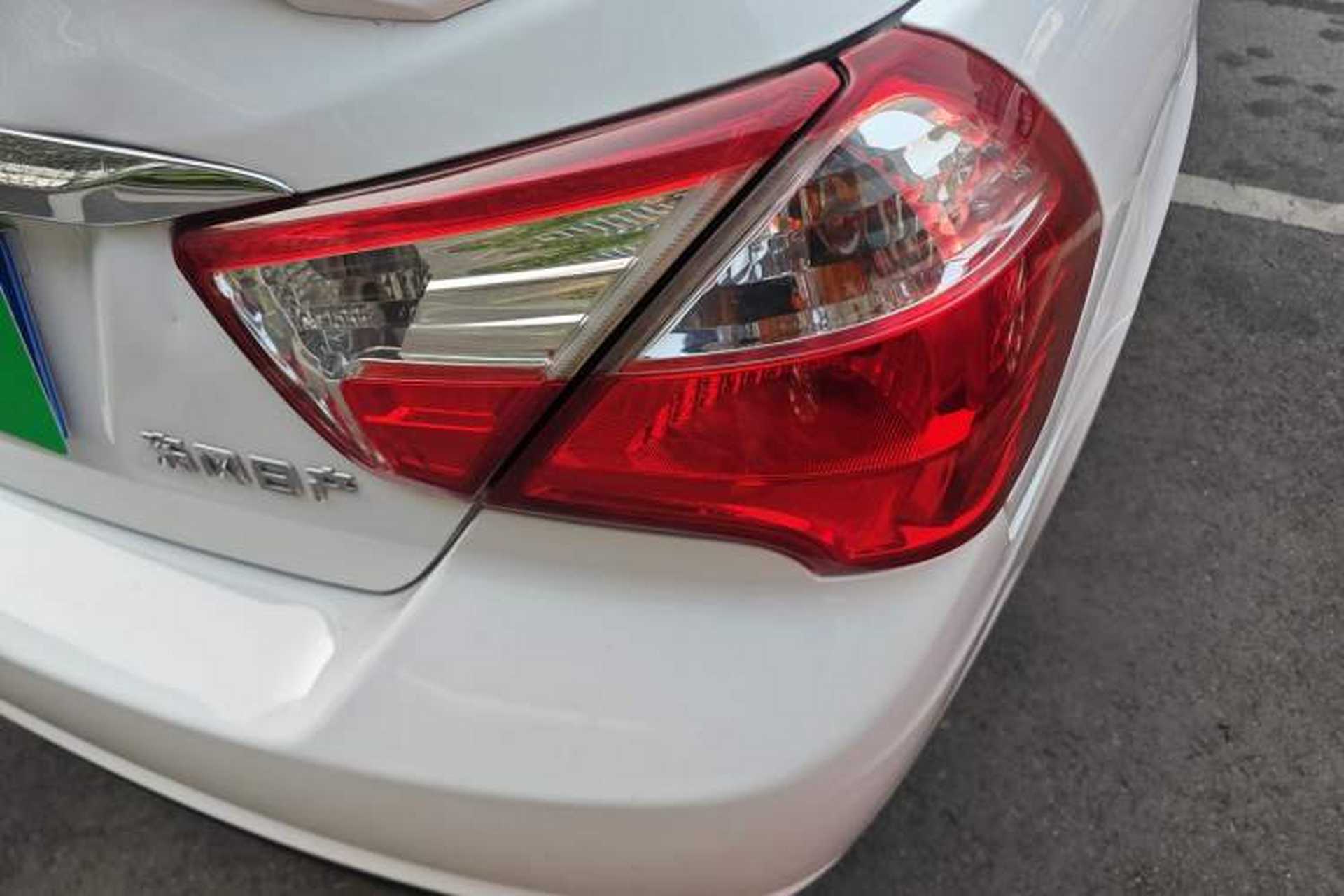 Used Venucia D50 2015 1.6L Automatic Luxury Edition Right Rear Taillight