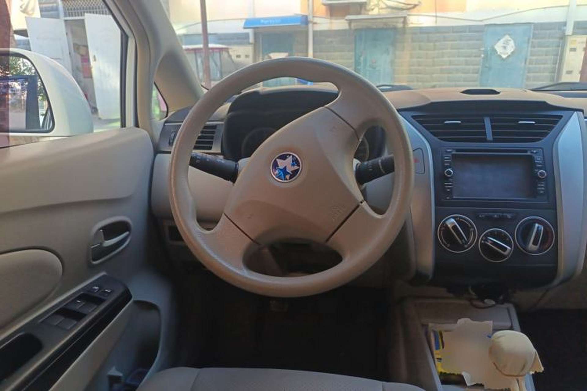 Used Venucia D50 2015 1.6L Manual Fashion Edition Steering Wheel