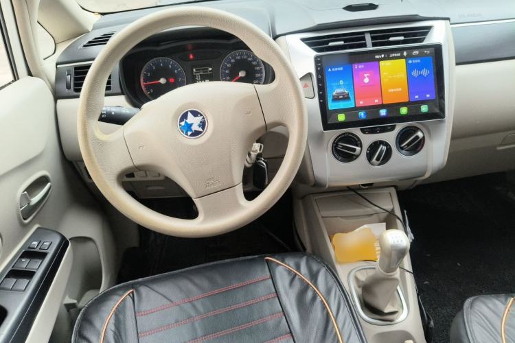 Used Venucia D50 2015 1.6L Manual Fashion Edition Steering Wheel