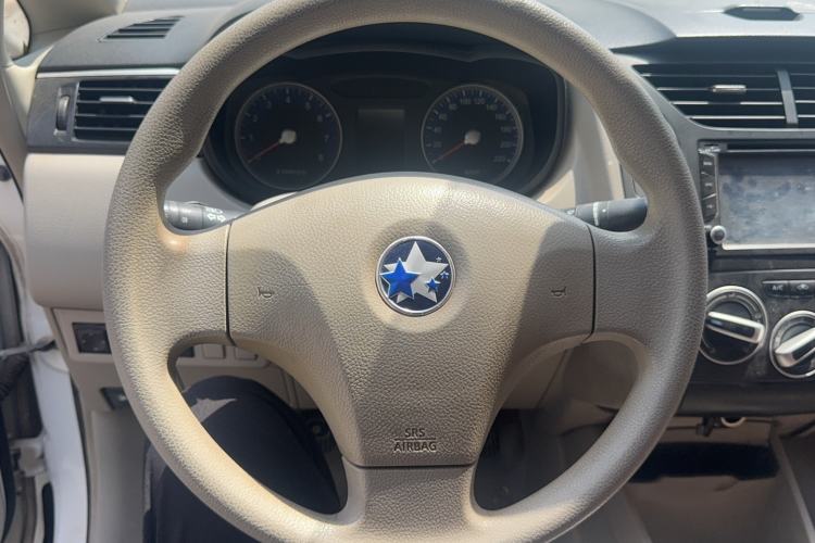 Used Venucia D50 2015 1.6L Manual Fashion Edition Steering Wheel