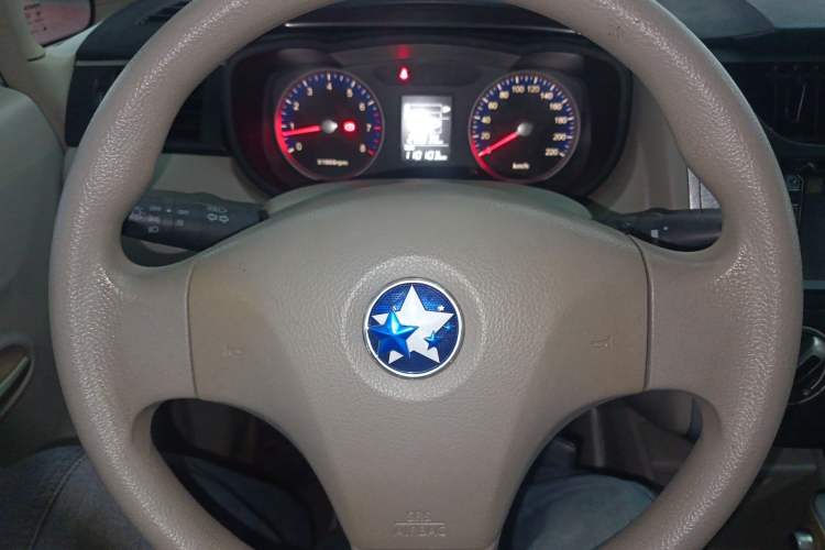 Used Venucia D50 2015 1.6L Automatic Fashion Edition Steering Wheel