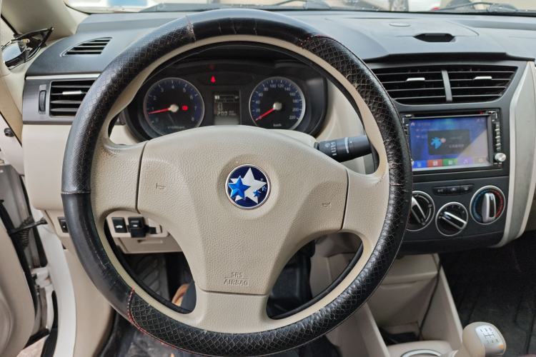 Used Venucia D50 2015 1.6L Manual Fashion Edition Steering Wheel