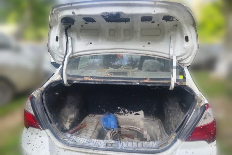 Used Venucia D50 2015 1.6L Manual Fashion Edition Trunk