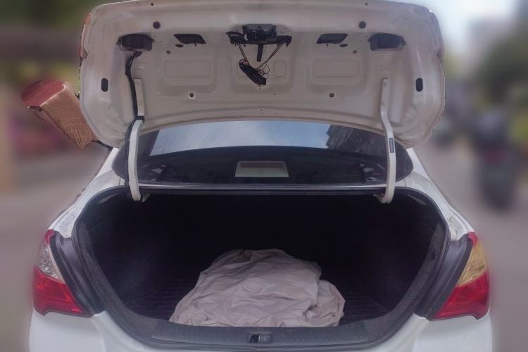 Used Venucia D50 2015 1.6L Automatic Fashion Edition Trunk