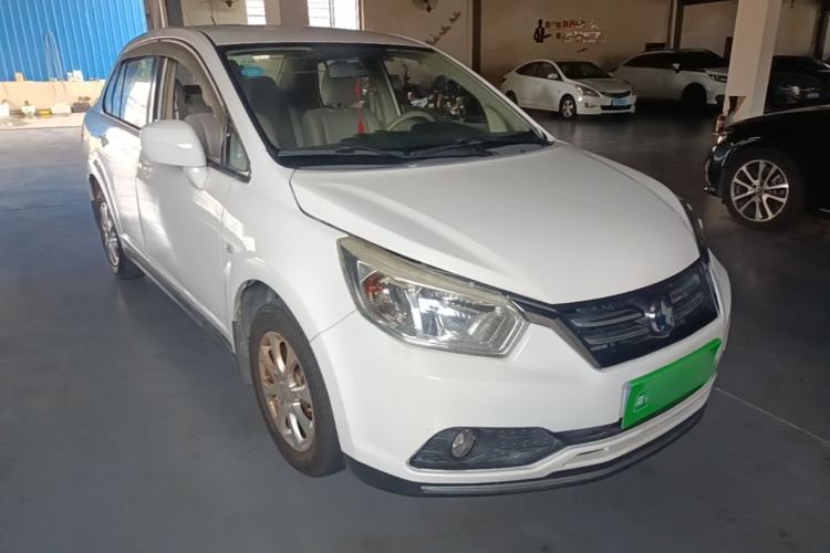 Used Venucia D50 2016 1.6L Manual Elite Edition Front Right 45 Deg