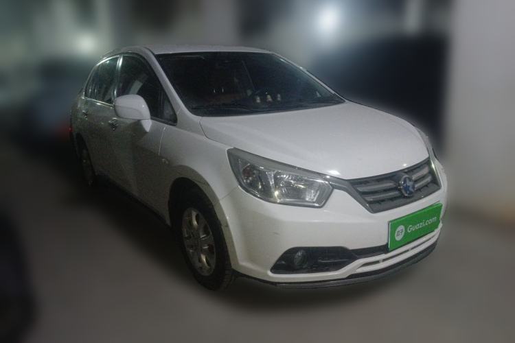 Used Venucia D50 2016 1.6L Automatic Elite Edition Front Right 45 Deg