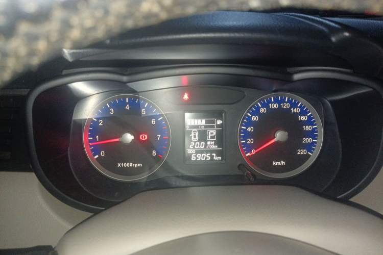 Used Venucia D50 2016 1.6L Automatic Elite Edition Instrument Cluster