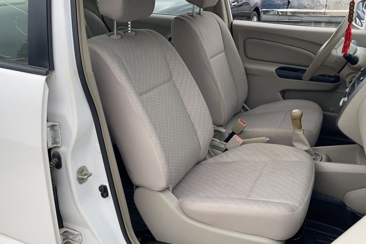 Used Venucia D50 2016 1.6L Manual Elite Edition Right Front Seat