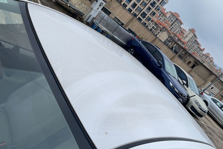 Used Venucia D50 2016 1.6L Manual Elite Edition Roof