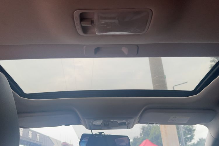 Used Venucia D60 2021 PLUS 1.6L XL CVT Yue Ling Edition Headliner