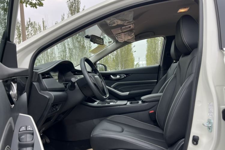 Used Venucia D60 2023 PLUS 1.6L XE CVT Trendy Edition Interior 5