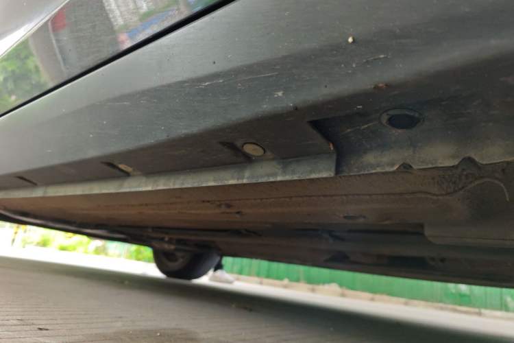 Used Venucia D60 2018 1.6L CVT Smart Connect Elite Edition Chassis Front Right