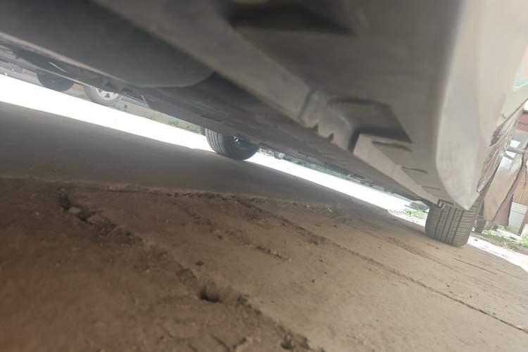 Used Venucia D60 2018 1.6L CVT Smart Connect Elite Edition Chassis Rear Right