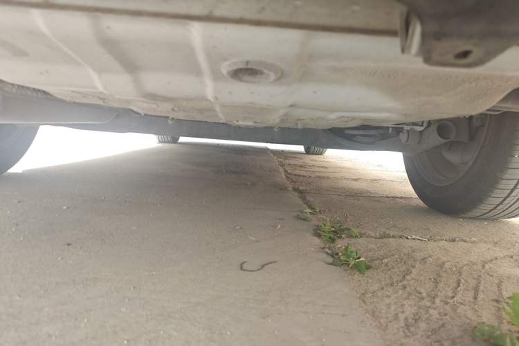 Used Venucia D60 2018 1.6L CVT Smart Connect Elite Edition Chassis Rear
