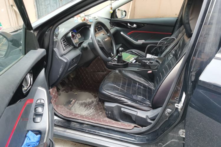 Used Venucia D60 2018 1.6L Manual Fashion Edition Driver Seat