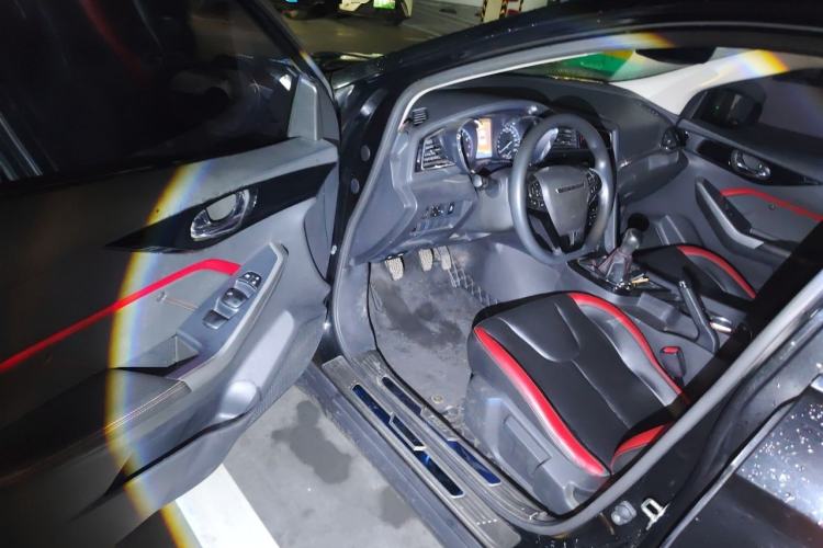 Used Venucia D60 2018 1.6L Manual Smart Connect Elite Edition Driver Seat