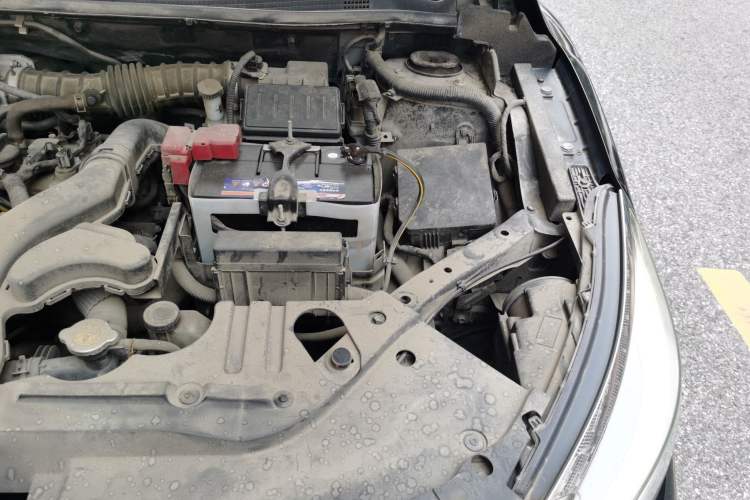 Used Venucia D60 2018 1.6L Manual Fashion Edition Engine Bay Left