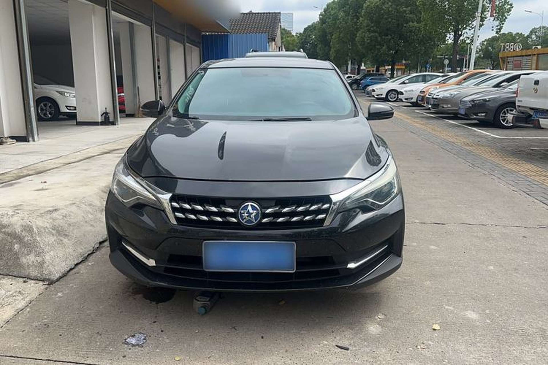 Used Venucia D60 2018 1.6L CVT Smart Connect Elite Edition Exterior 1
