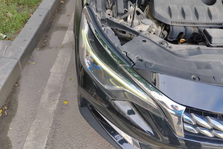 Used Venucia D60 2018 1.6L CVT Smart Connect Elite Edition Exterior 6