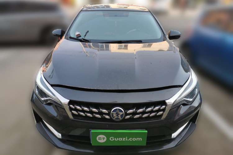 Used Venucia D60 2018 1.6L CVT Smart Connect Elite Edition Front
