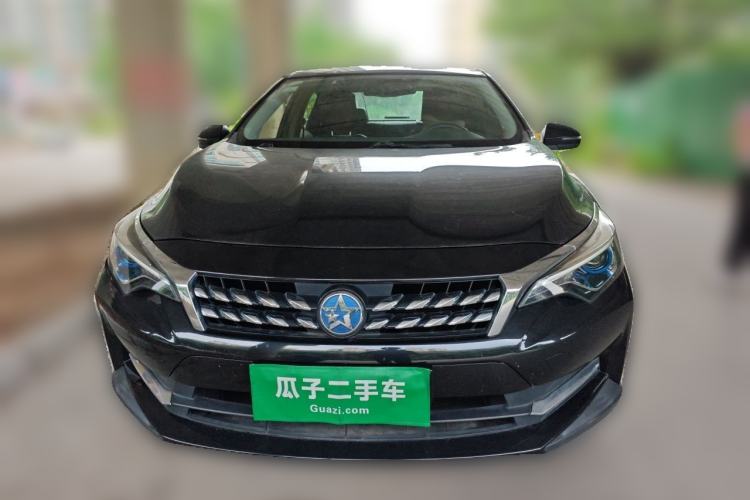 Used Venucia D60 2018 1.6L CVT Smart Connect Elite Edition Front