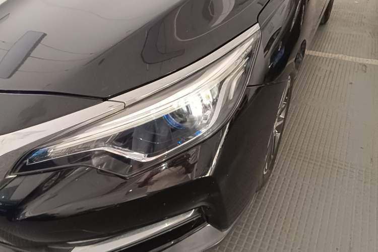 Used Venucia D60 2018 1.6L Manual Smart Connect Elite Edition Left Front Headlight