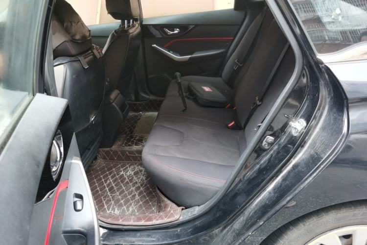 Used Venucia D60 2018 1.6L Manual Fashion Edition Left Rear Seat