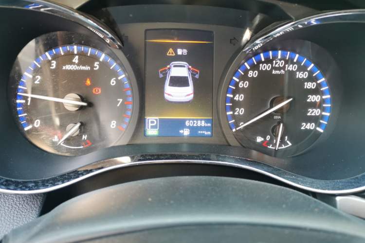 Used Venucia D60 2018 1.6L CVT Smart Connect Elite Edition Odometer Close Up