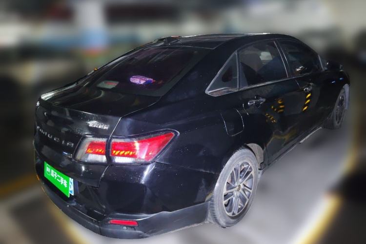 Used Venucia D60 2018 1.6L Manual Smart Connect Elite Edition Rear Right 45 Deg