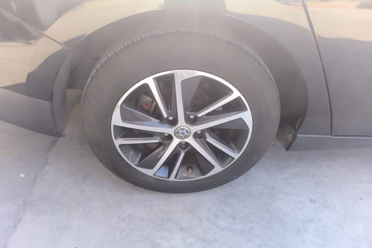 Used Venucia D60 2018 1.6L Manual Comfort Edition Right Rear Wheel Hub