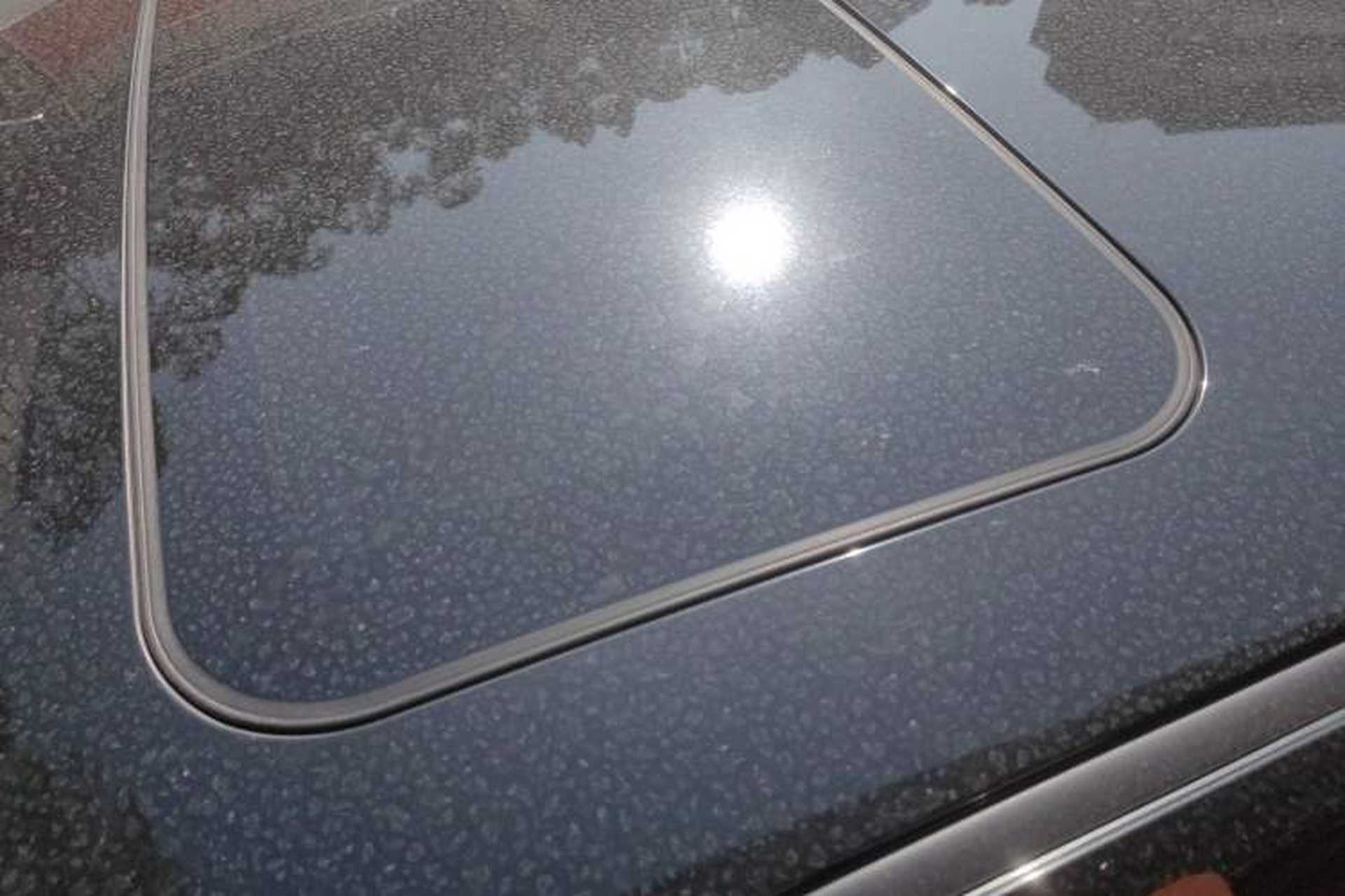 Used Venucia D60 2018 1.6L CVT Smart Connect Elite Edition Roof