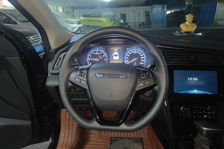 Used Venucia D60 2018 1.6L CVT Smart Connect Elite Edition Steering Wheel
