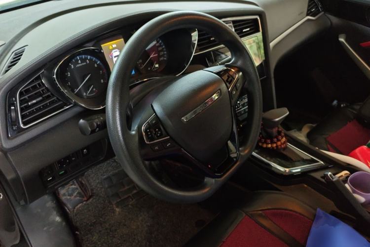 Used Venucia D60 2018 1.6L CVT Smart Connect Elite Edition Steering Wheel