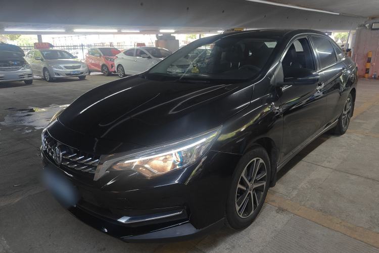 Used Venucia D60 2018 1.6L CVT Smart Connect Elite Edition Guazi used car, China used car export, Used car for sale, Used cars, Cheapest cars for sale