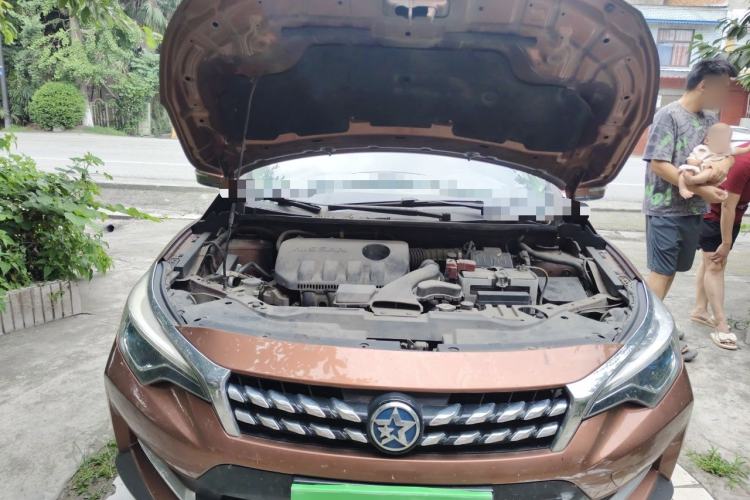 Used Venucia D60 2018 1.6L Manual Smart Connect Luxury Edition Engine Bay
