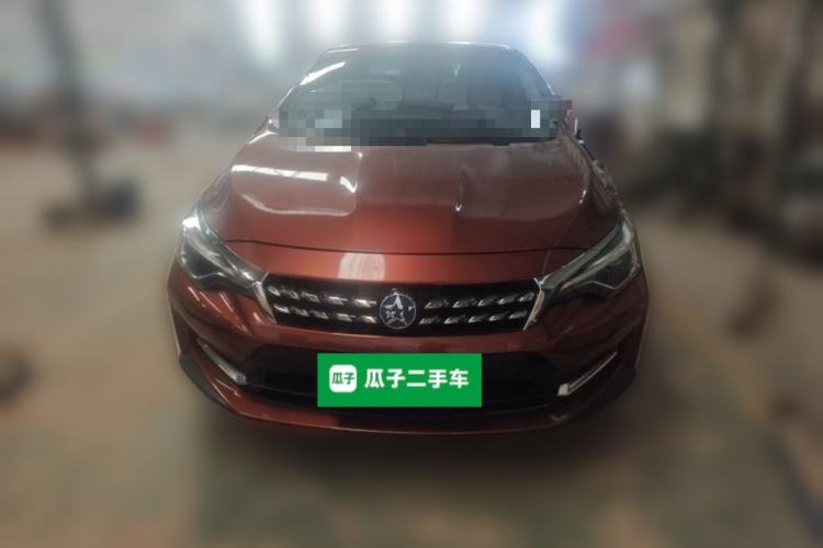 Used Venucia D60 2018 1.6L CVT Smart Connect Elite Edition Front