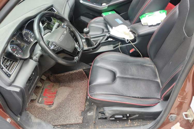 Used Venucia D60 2018 1.6L Manual Smart Connect Luxury Edition Left Front Seat