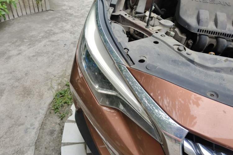 Used Venucia D60 2018 1.6L Manual Smart Connect Luxury Edition Right Front Headlight