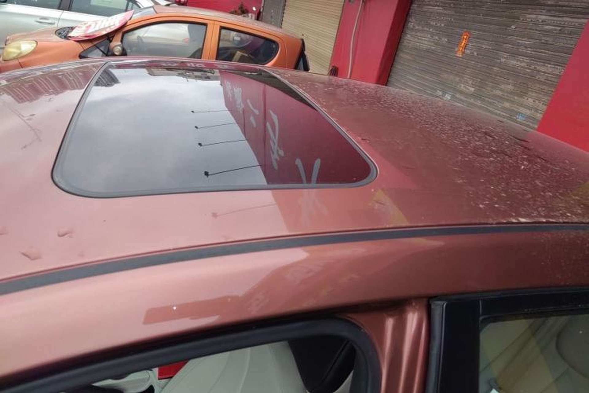 Used Venucia D60 2018 1.6L CVT Smart Connect Elite Edition Roof