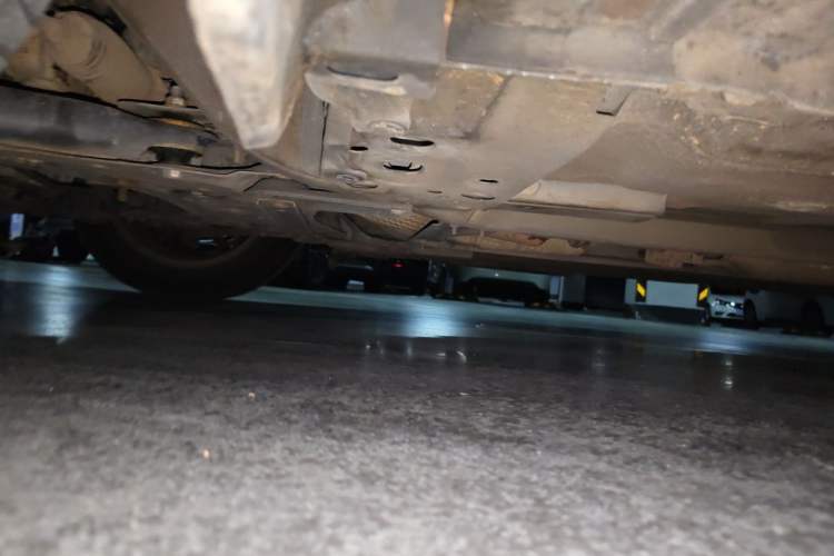 Used Venucia D60 2018 1.6L Manual Smart Connect Elite Edition Chassis Front Left