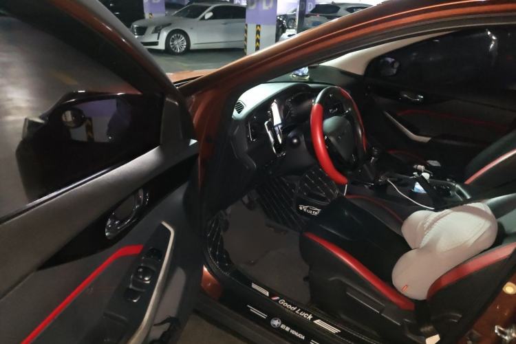 Used Venucia D60 2018 1.6L Manual Smart Connect Elite Edition Driver Seat