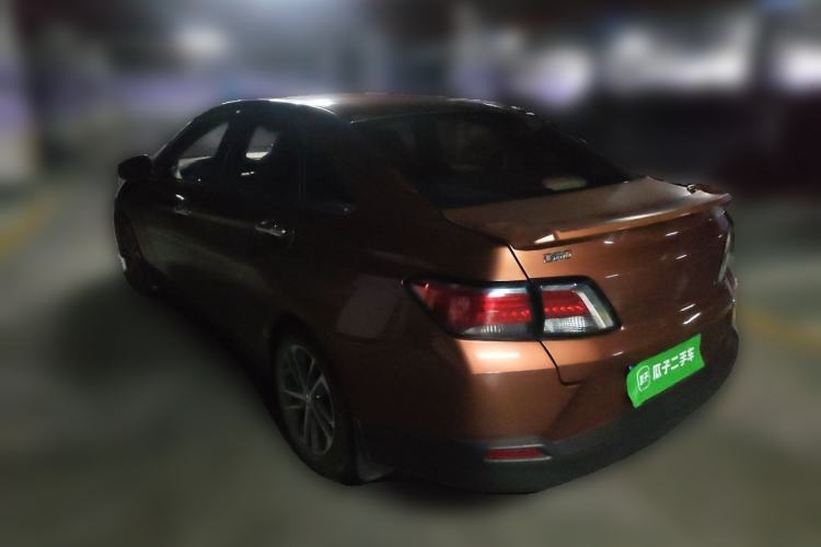 Used Venucia D60 2018 1.6L Manual Smart Connect Elite Edition Rear Left 45 Deg