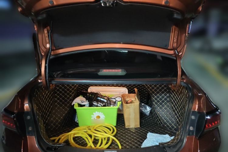 Used Venucia D60 2018 1.6L Manual Smart Connect Elite Edition Trunk