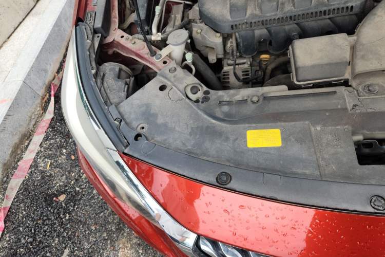 Used Venucia D60 2018 1.6L CVT Smart Connect Elite Edition Engine Bay Right